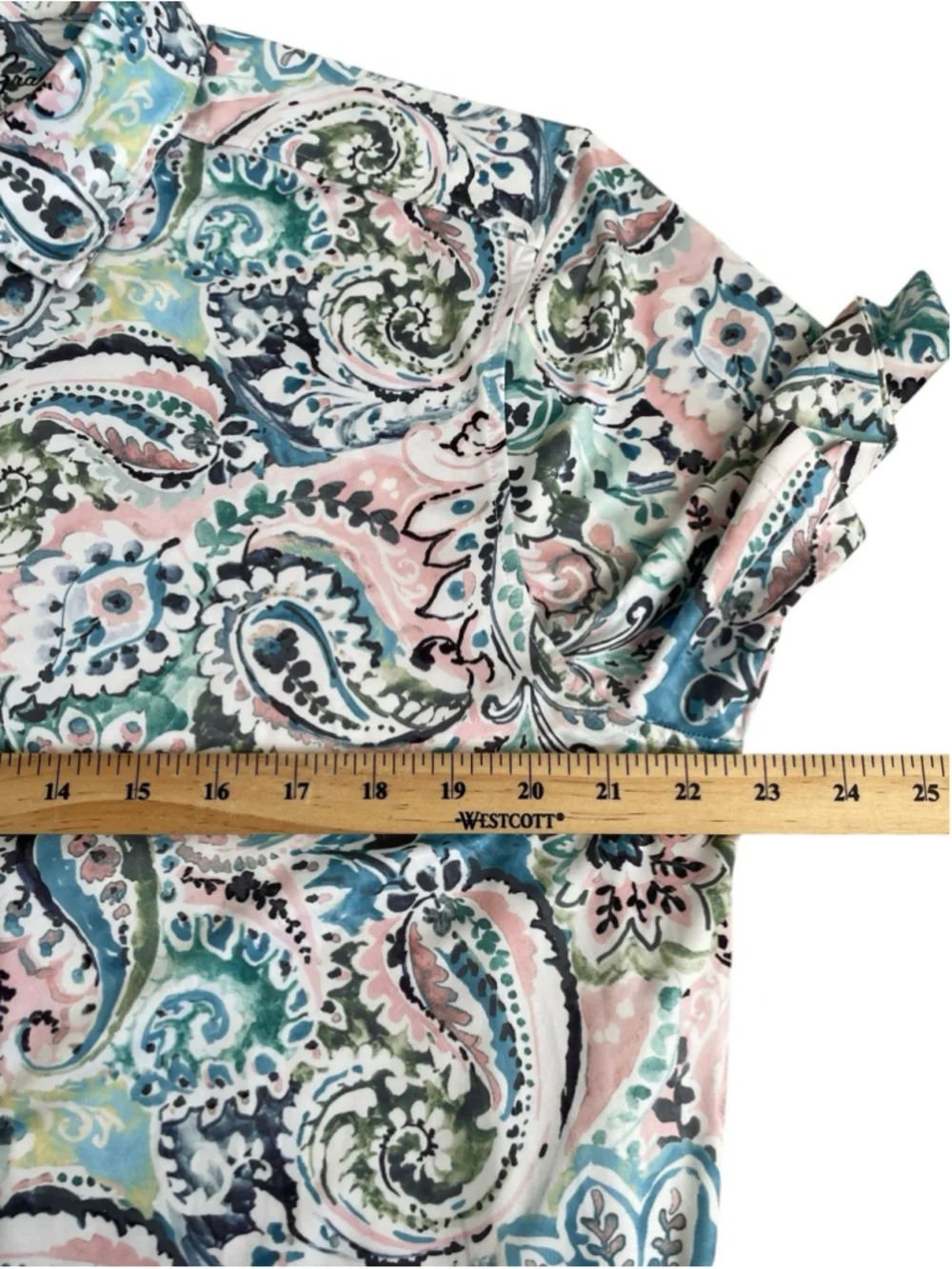Robert Graham excellent gently